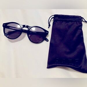 Diff Eyewear Black Sunglasses With Protective Sleeve- New